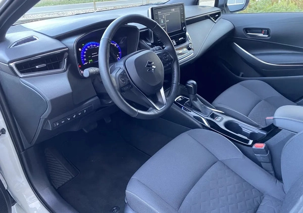 Suzuki Swace cena 83990 przebieg: 41427, rok produkcji 2020 z Garwolin małe 352